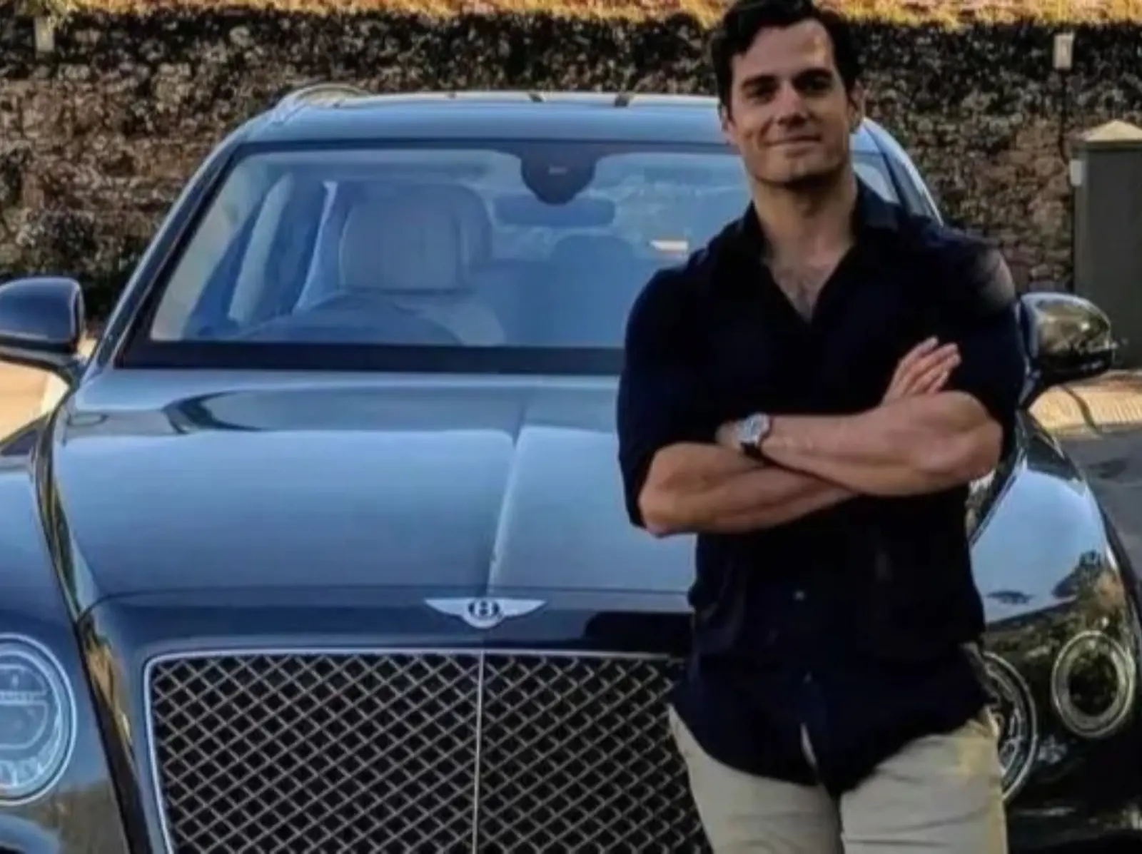 亨利卡維爾 Henry Cavill 想當龐德想瘋了？砸錢買下 Aston Martin「007 特仕車」，全球限量僅 50 輛！
