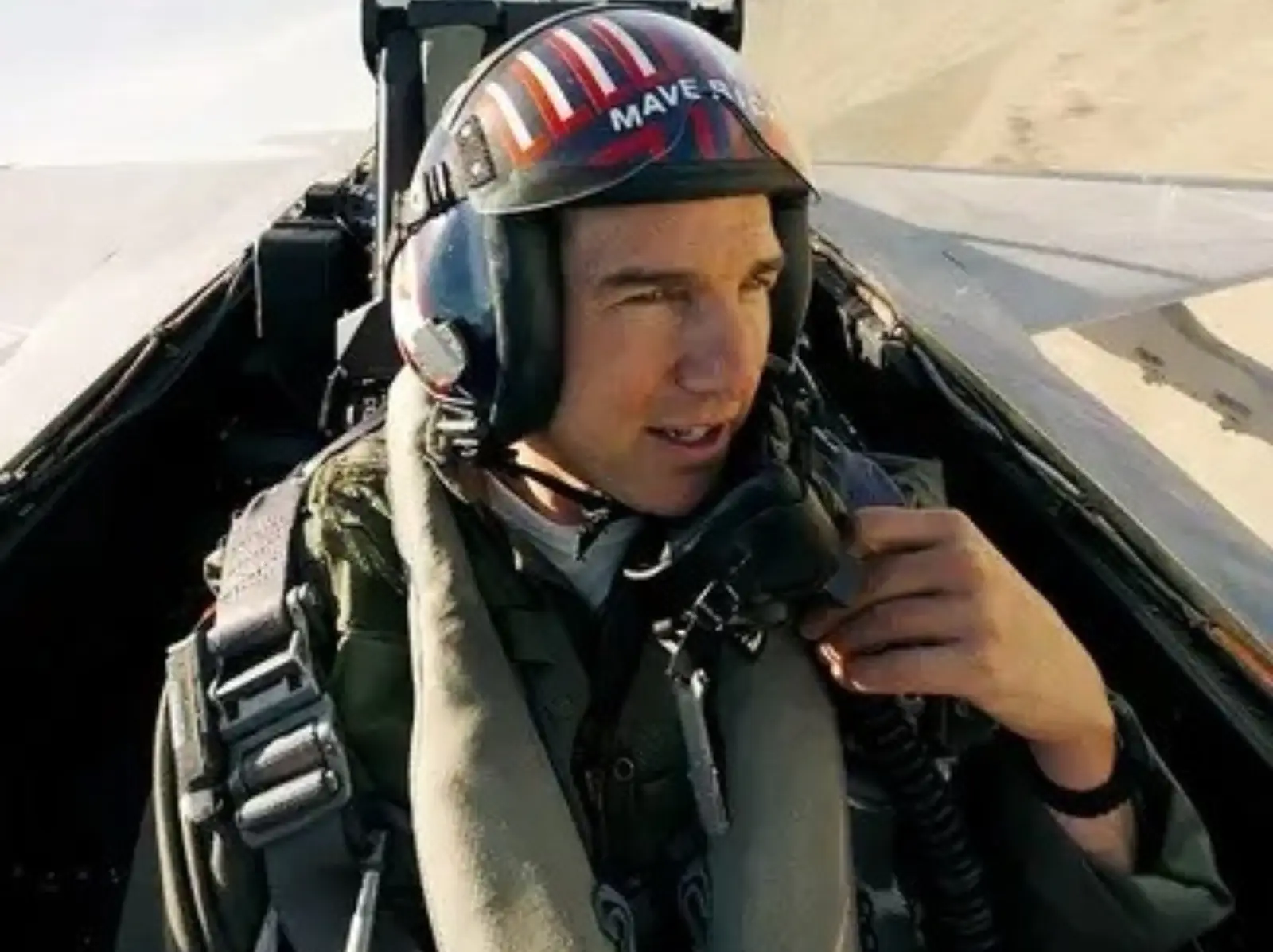 湯姆克魯斯 Tom Cruise 遭喜劇導演喊話要服老：「有種東西叫 CGI 特效，你都 60 歲了，別逞強！」