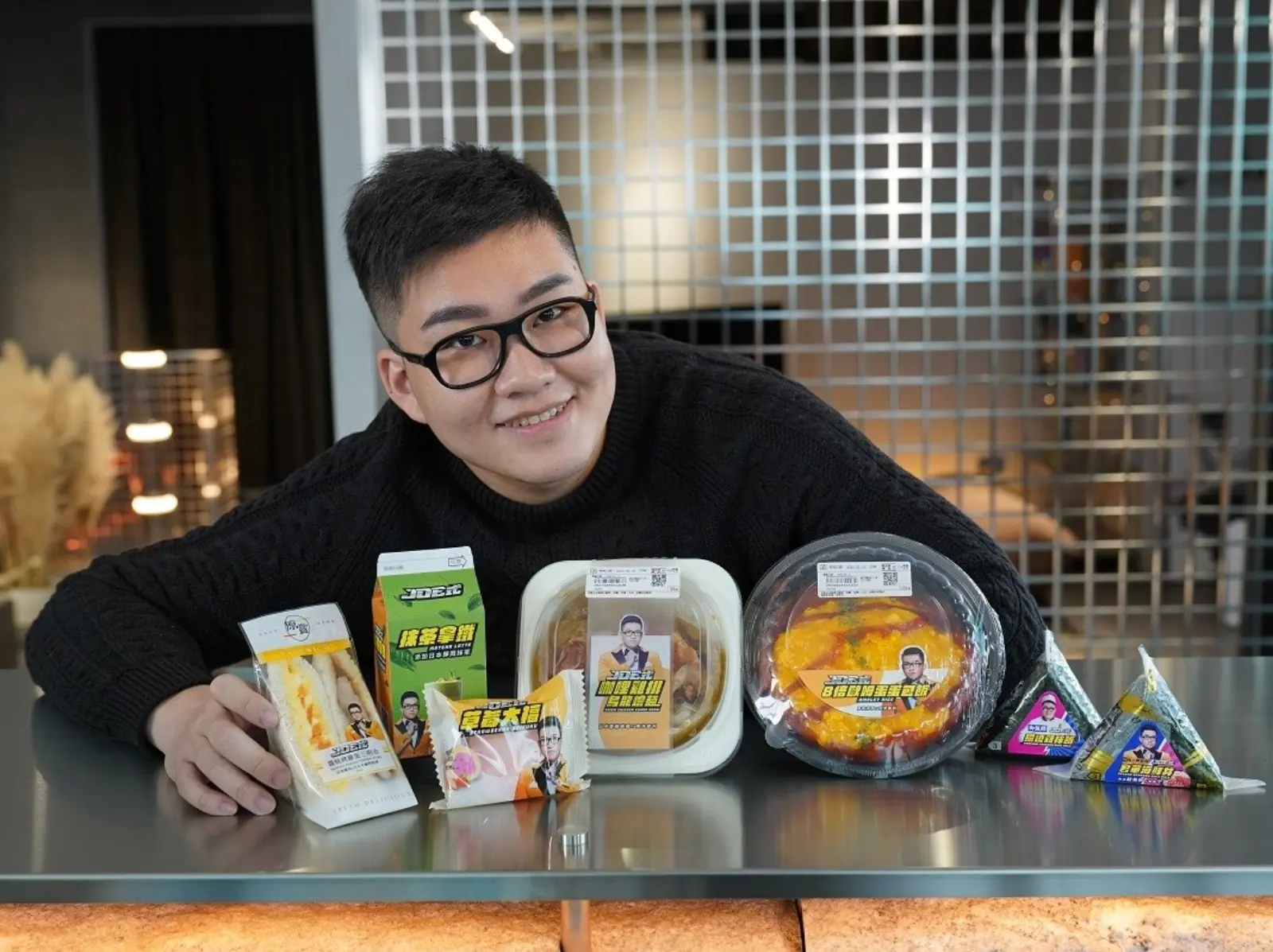 Joeman 竟與 7-11 聯名推出超商美食新品，全品項一次看！