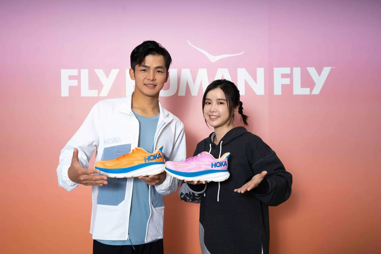 HOKA CLIFTON 9 全新跑鞋完整性能曝光，李佳穎、吳承泰大談跑步秘訣！