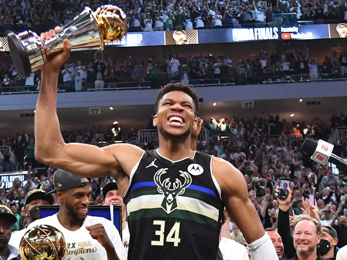 NBA／字母哥 Antetokounmpo 隔空喊話 Kevin Durant：「讓我教你帶領球隊！」