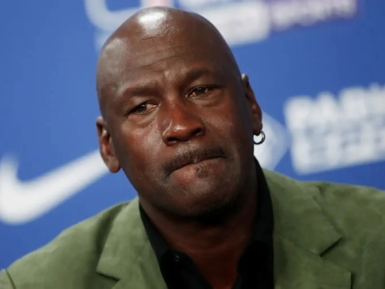 NBA／喬丹 Michael Jordan 即將出售黃蜂隊主要股權，新任老闆身份也曝光了！