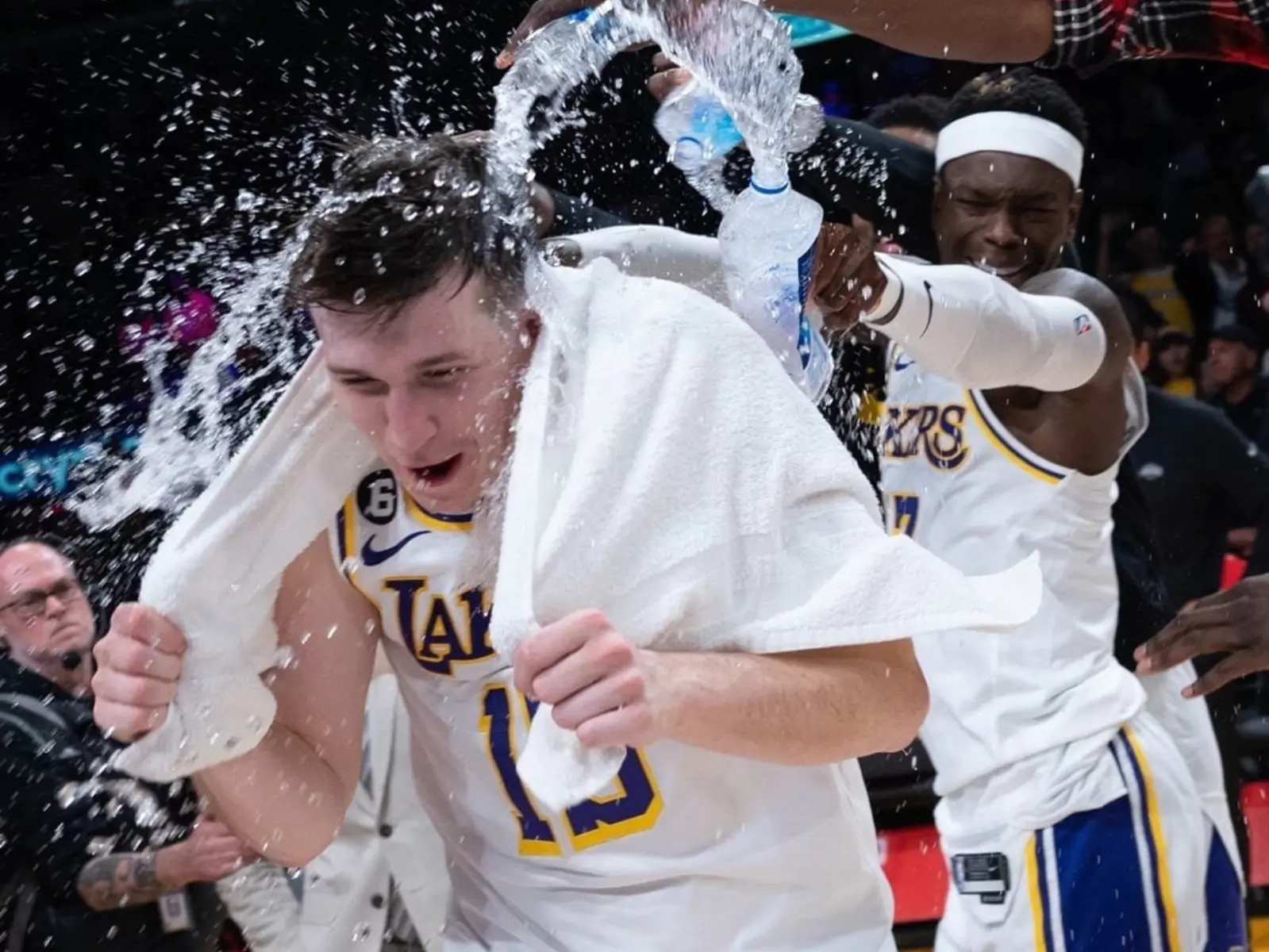 NBA／湖人小將里斯夫 Austin Reaves 狂轟生涯新高 35 分率隊擊敗魔術，主場球迷一同高喊「MVP！」