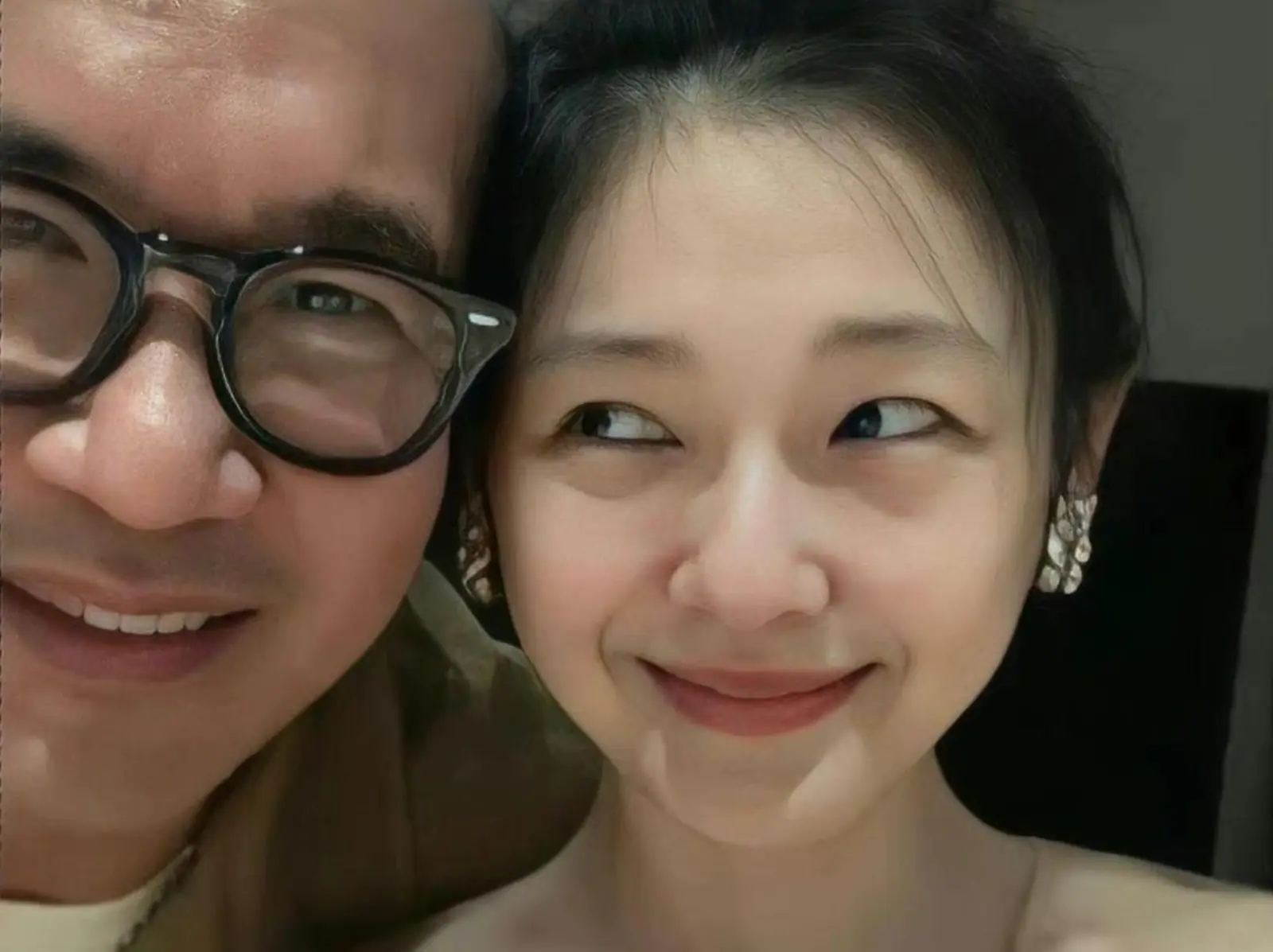 大S 徐熙媛、具俊曄閃婚 1 週年依舊甜蜜：「只有老婆買的臭豆腐是香的！」