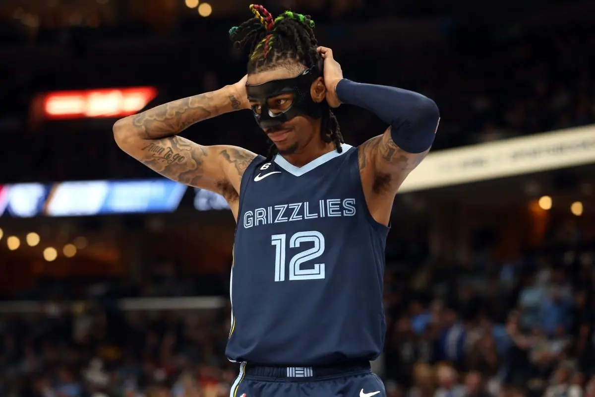 NBA／莫蘭特 Ja Morant「亮槍事件」後首度回歸，大秀「隔人飛扣」展現無解彈跳爆發力！