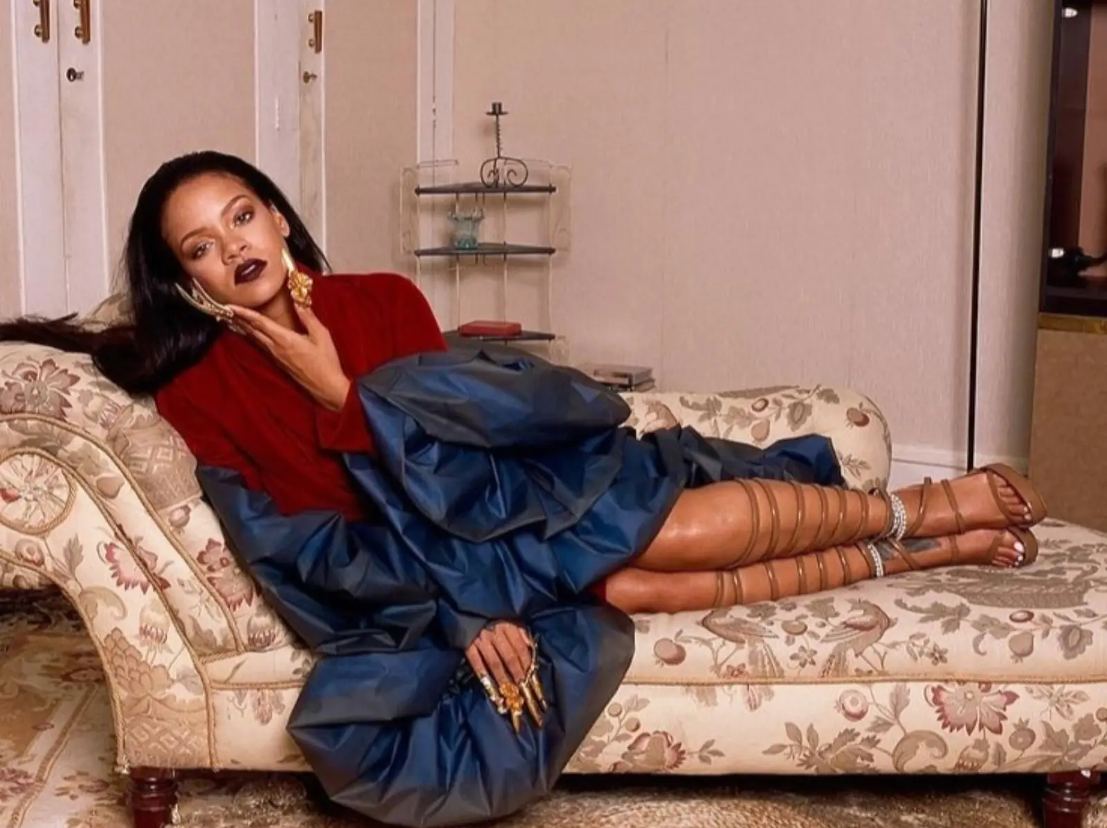 蕾哈娜 Rihanna 豪宅遭陌生男子闖入超級鬧，男子：「我要跟蕾哈娜求婚！」
