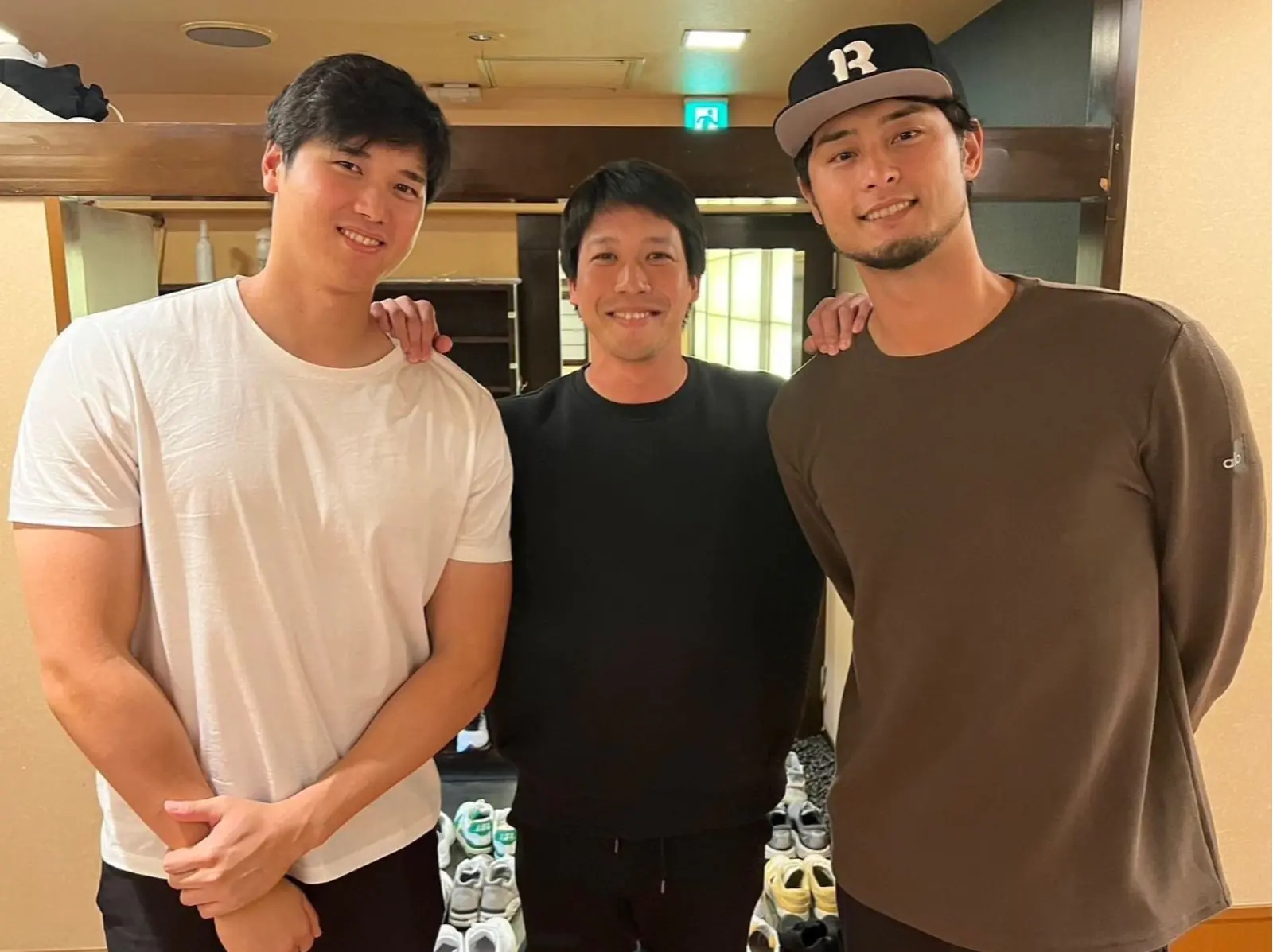 WBC 日本三巨頭夢幻同框，球迷驚見照片「這項細節」讚嘆：奪冠非偶然！