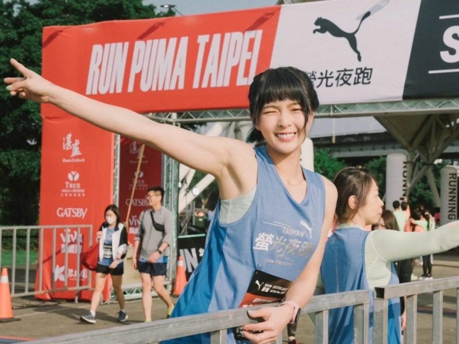 2023 PUMA 螢光夜跑 6000 名跑者共襄盛舉！小豬黃沐妍、田依甯、吉雷米熱鬧領跑！