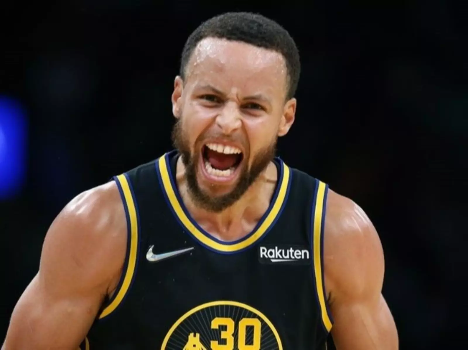 NBA／勇士柯瑞 Stephen Curry 達成生涯 4000 顆三分球大關，成為聯盟歷史第一人！