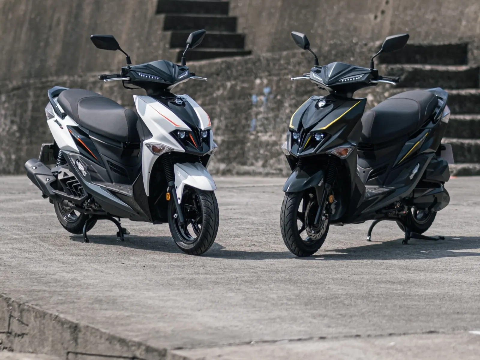 SYM JET SL達成賽道百冠里程碑，全新TCS致競版升級上市