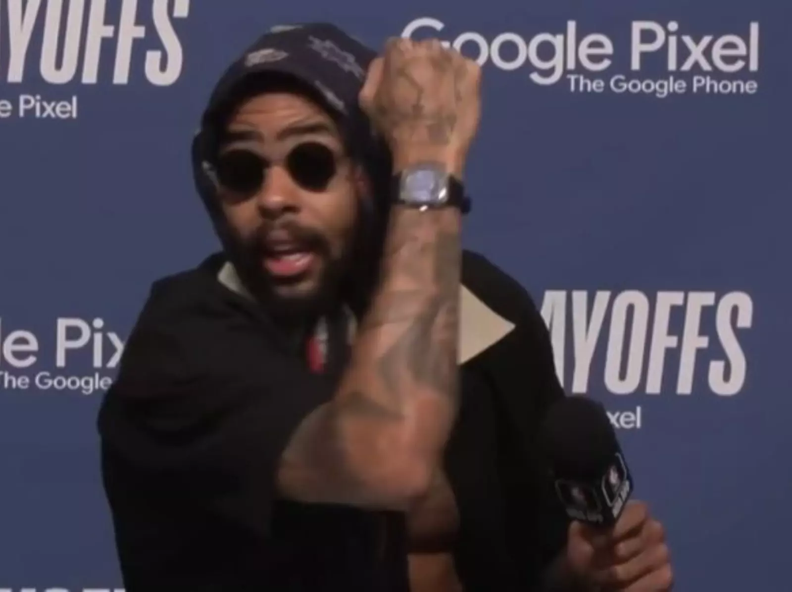 NBA／D'angelo Russell 瘋狂工商自己的代言品牌，被球團公關盯上也沒在怕！