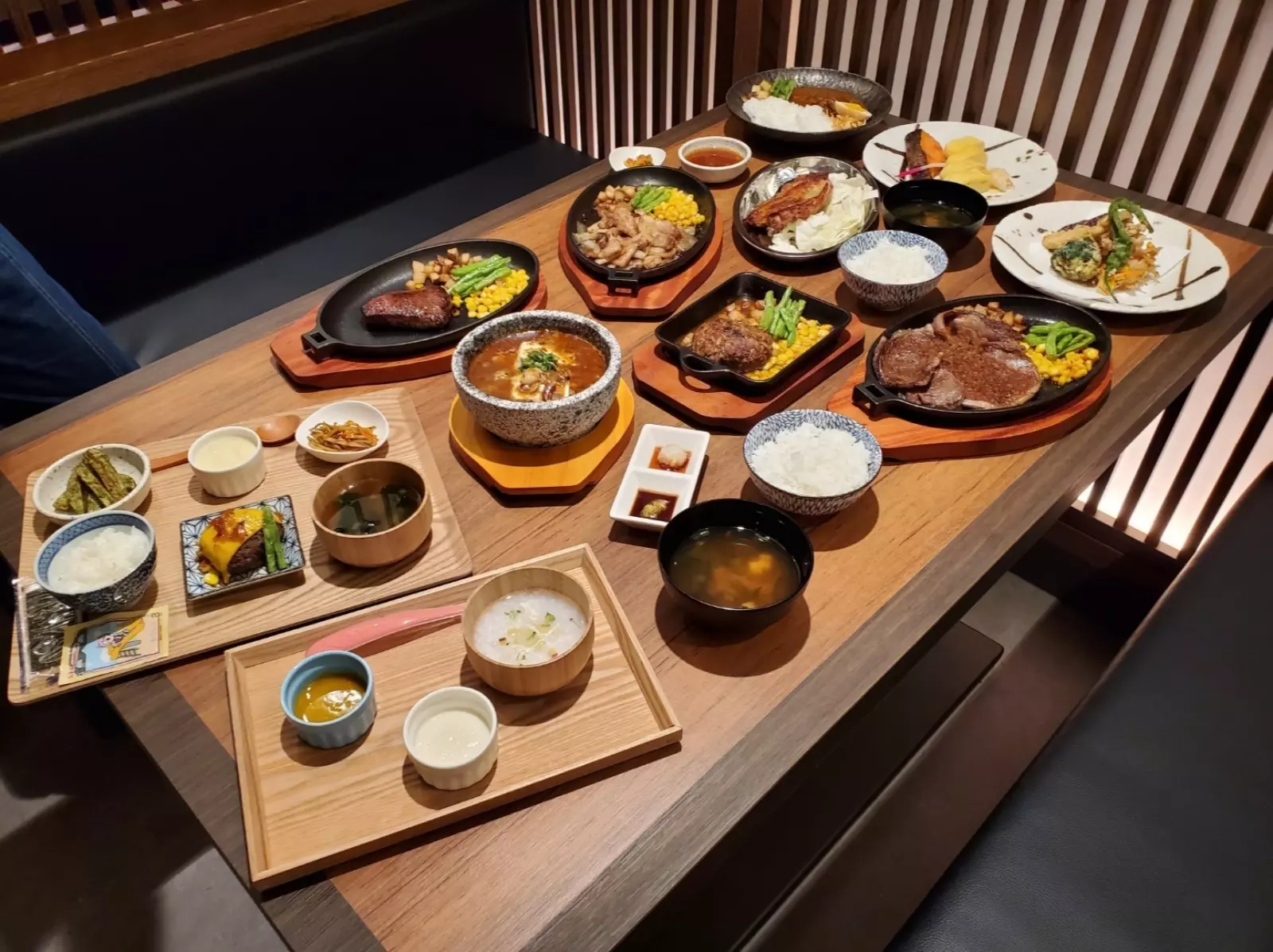 台中母親節餐廳推薦！平價美味、親子友善、家庭聚餐來這裡準沒錯！