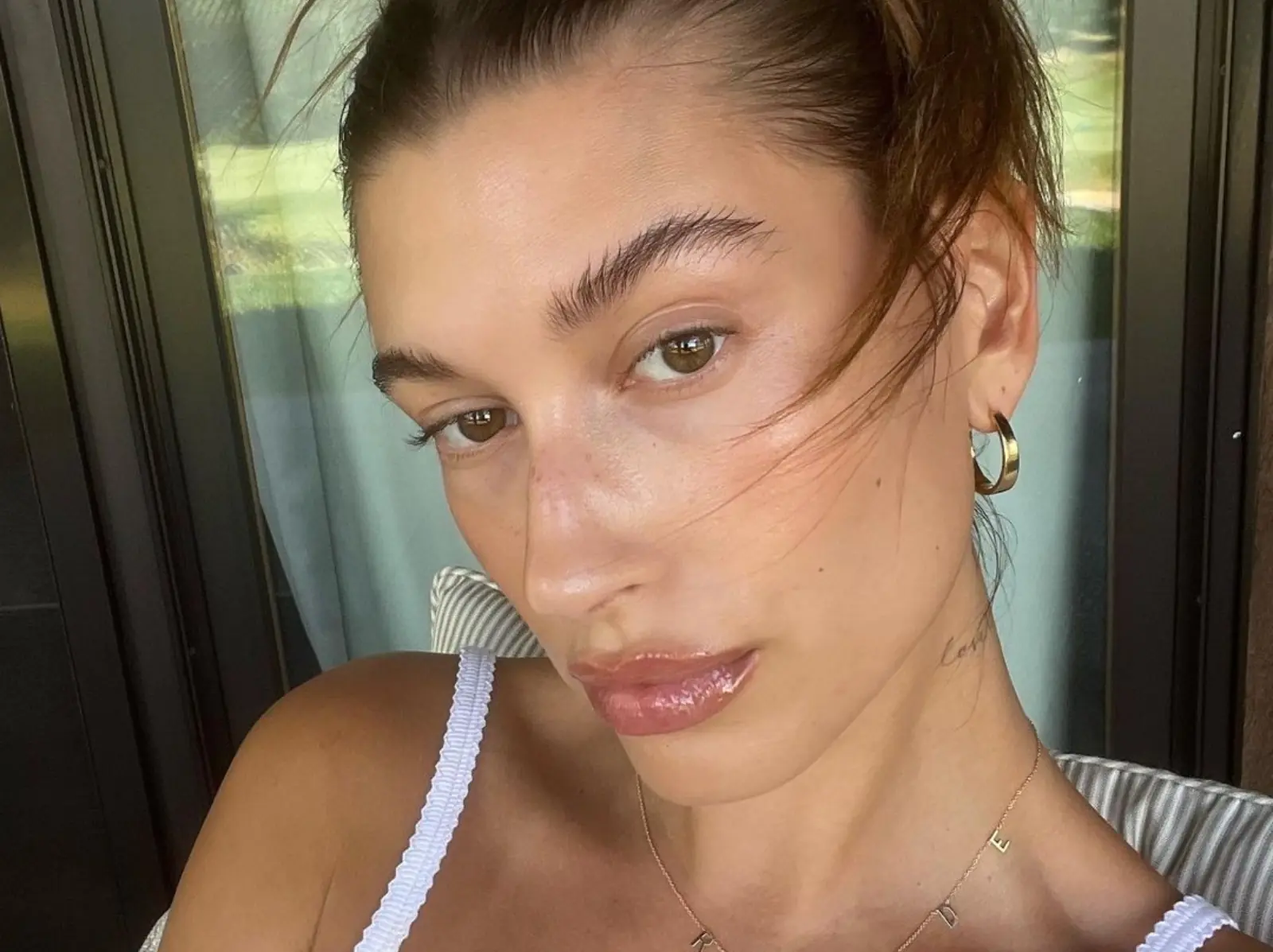 回顧海莉鮑德溫 Hailey Bieber 遲遲「不敢生孩子」原因：網路霸凌、健康亮紅燈⋯