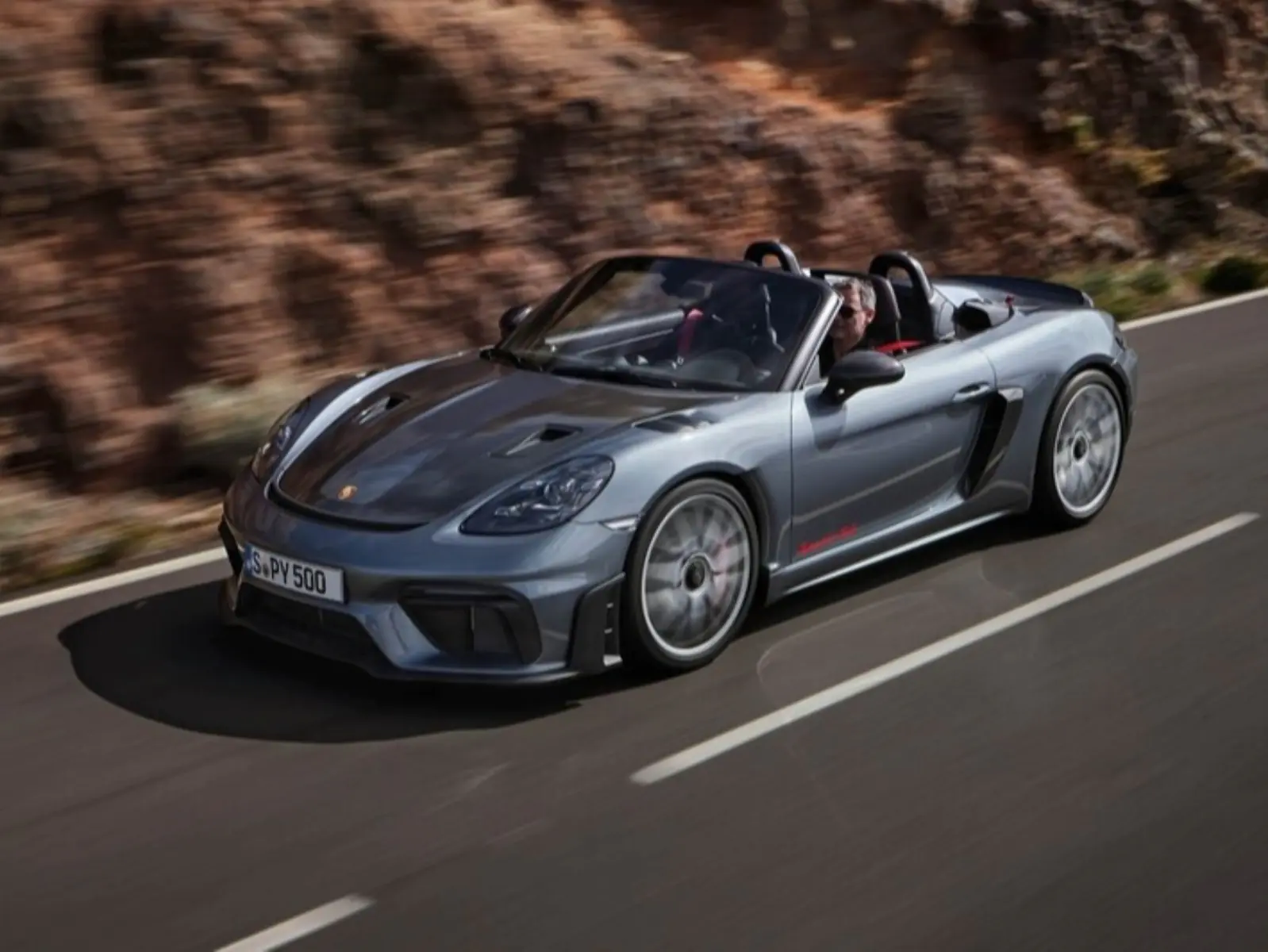 Porsche 推出全新車款 718 Spyder RS，零百加速僅需 3.4 秒！