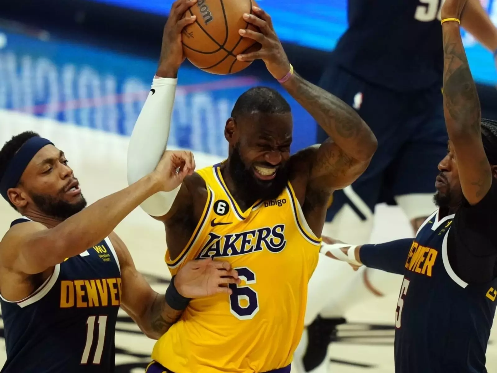 NBA／「魔獸」霍華德招募詹皇 LeBron James：「在台灣打球放槍不會被罵，因為大家都會！」