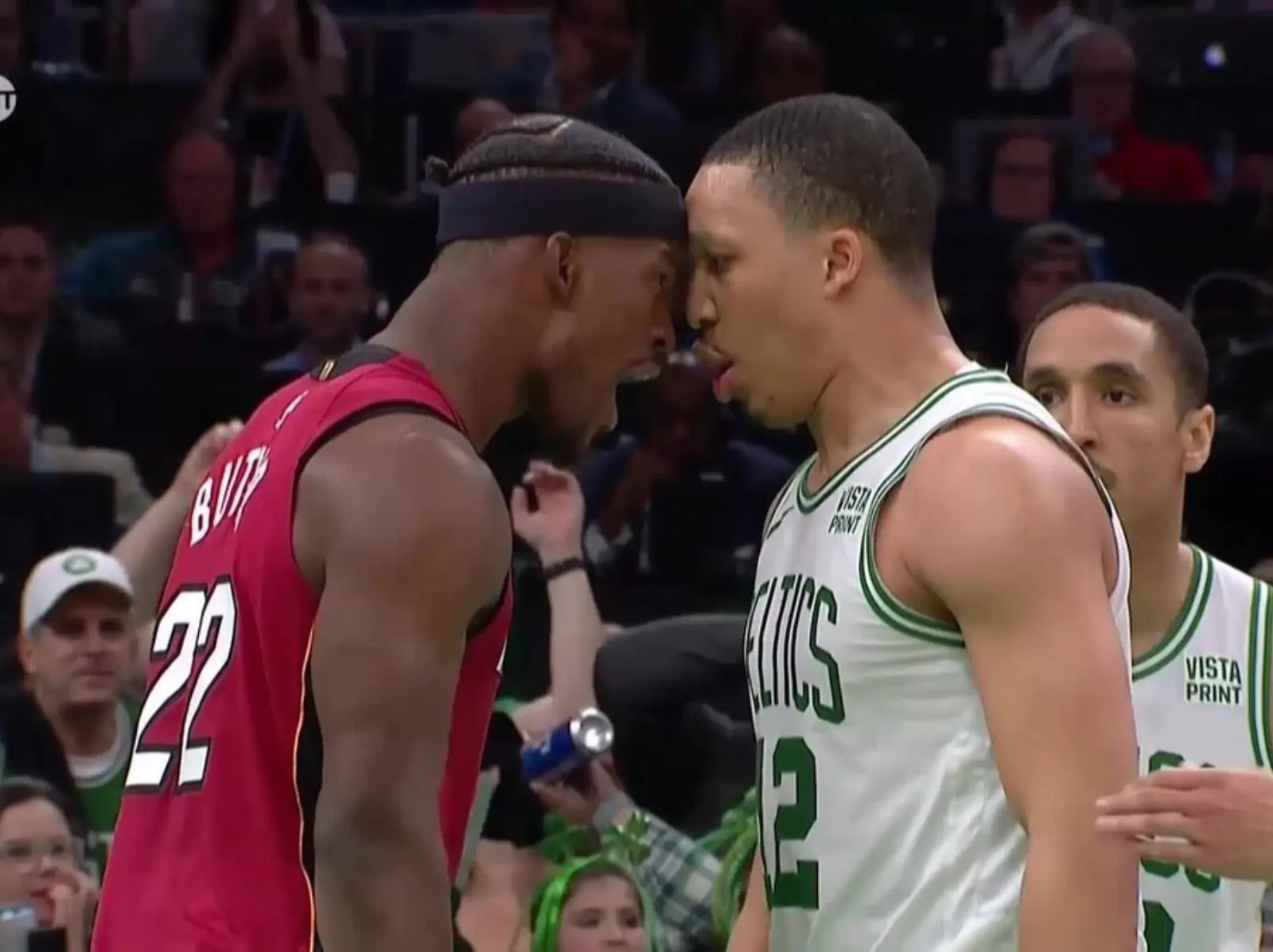 NBA 季後賽／Jimmy Butler 被 Grant Williams 噴垃圾話挑釁，直接「瘋狂打點」處罰對方！