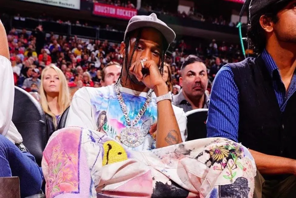 Travis Scott x Nike 聯名球鞋炒價排行榜公開，倒勾系列怒漲 10 倍很基本？｜【流行大小事】