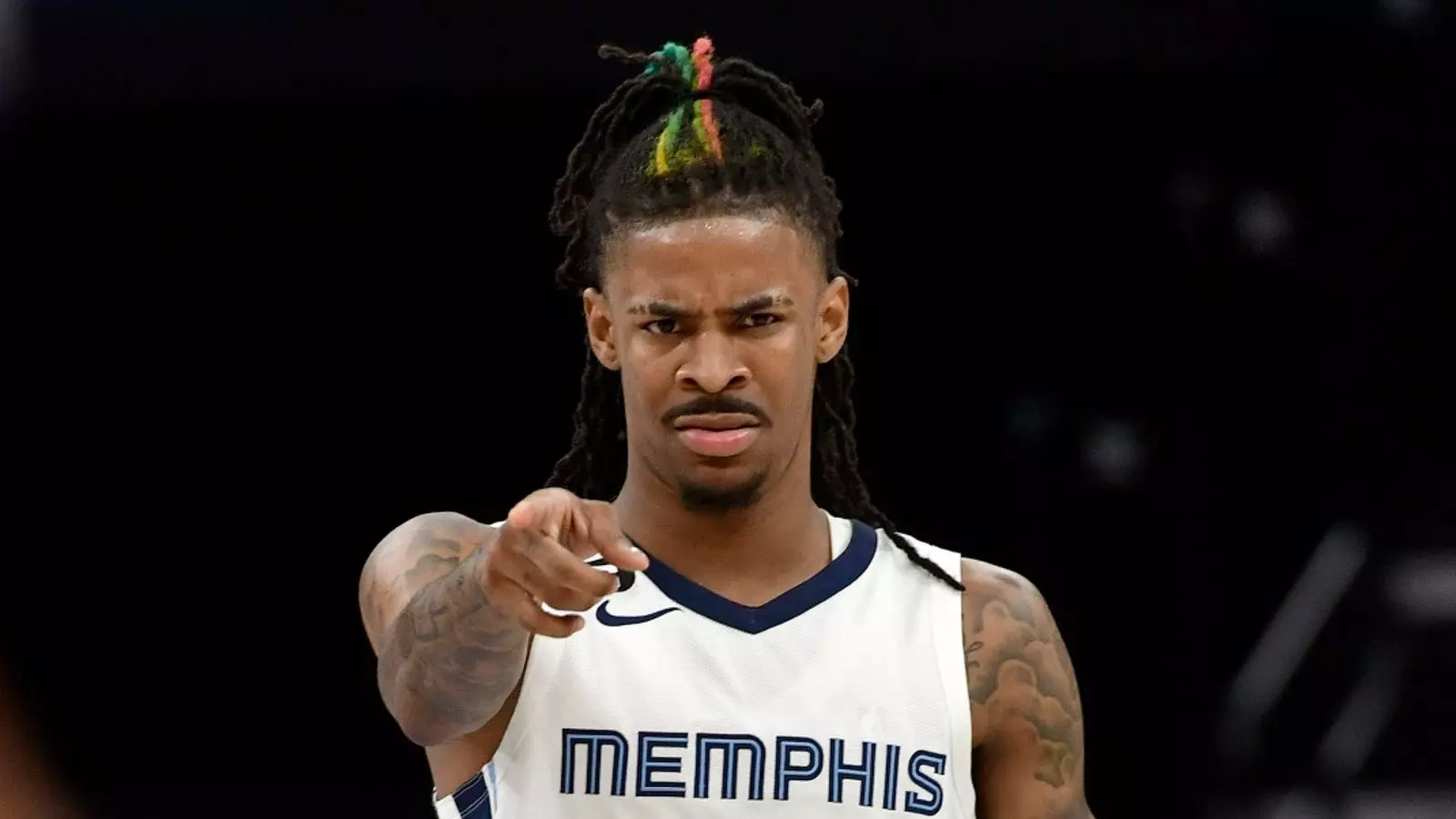 NBA／莫蘭特 Ja Morant 團隊聲稱直播中是「玩具槍」，傳聯盟官方不甩照罰禁賽 30 場！