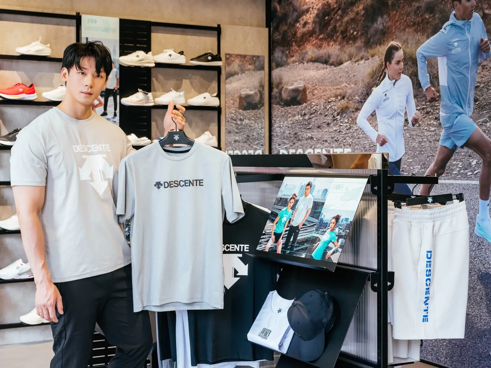 日本高端潮流運動品牌「DESCENTE」全新旗艦店落腳天母，直擊店鋪亮點、超有料必敗單品，運動咖一定要逛爆！