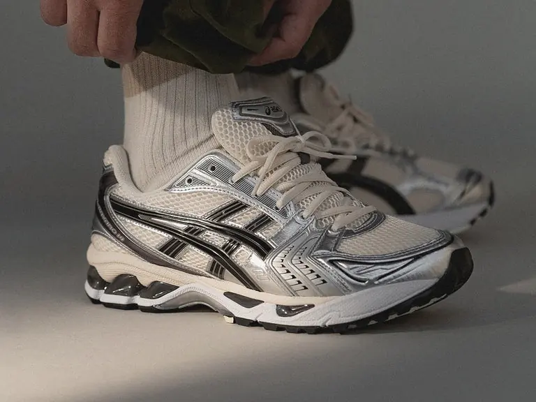 2023 年七月球鞋發售清單： 高顏值 ASICS、藍黑頭 Air Jordan 1 等推薦！（持續更新）