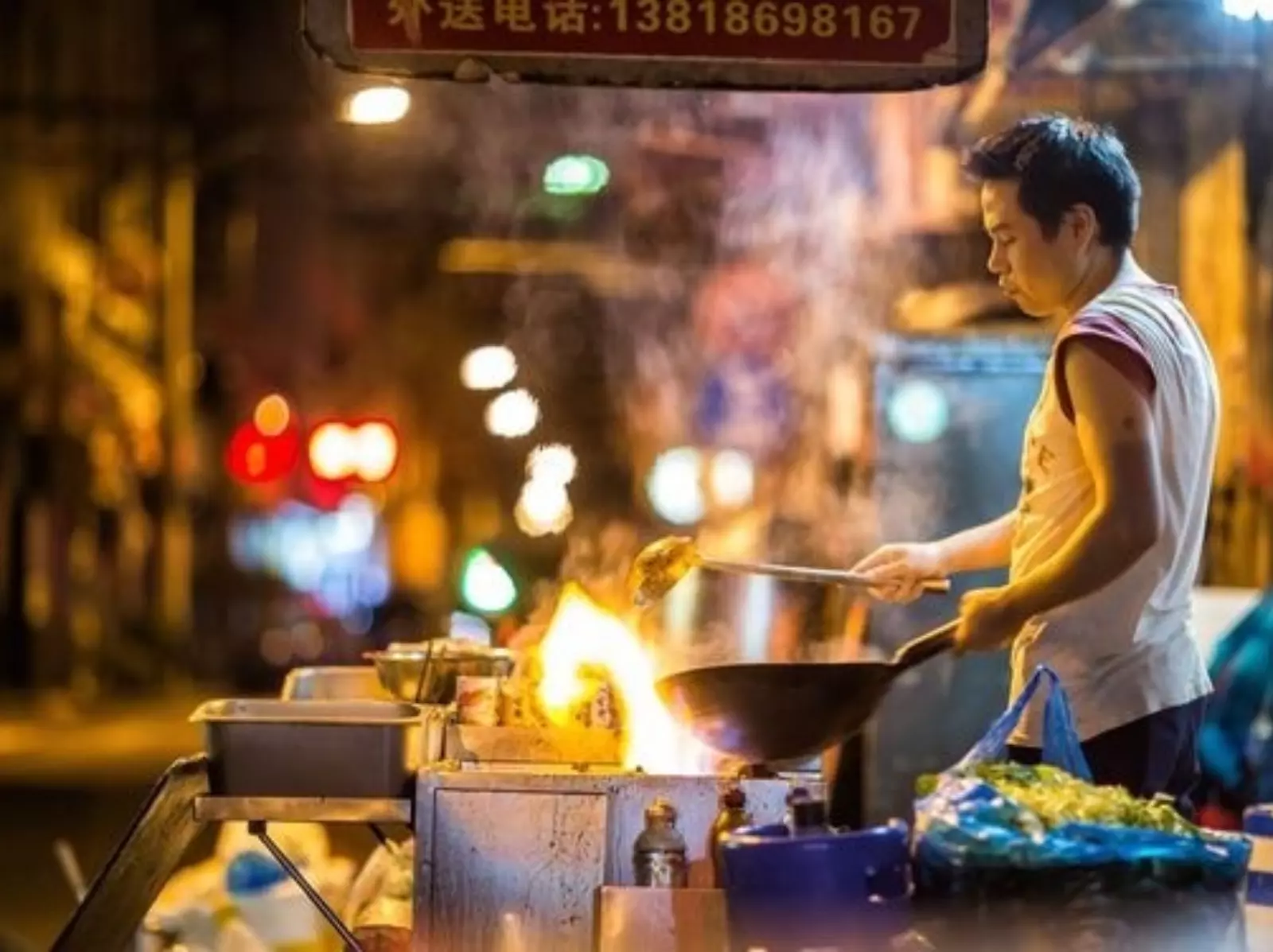 2024 台北 10 家必吃宵夜店推薦，銷魂五花肉飯、痛風海鮮意麵⋯讓你吃完又滿足又罪惡！