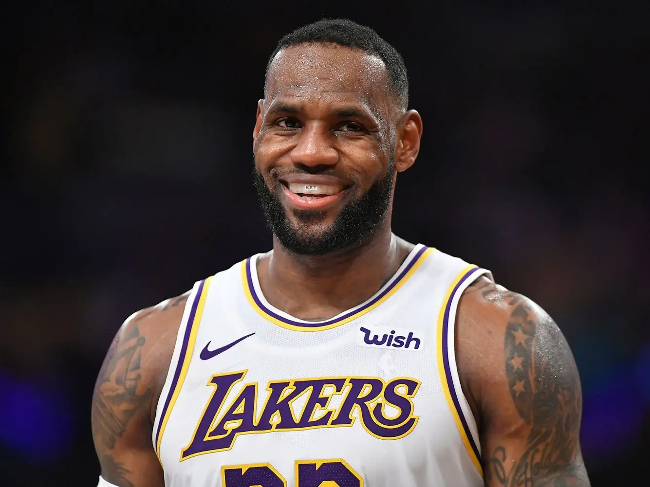 NBA／洛杉磯湖人會退役 LeBron James 球衣嗎？球隊老闆證實：「毋庸置疑！」