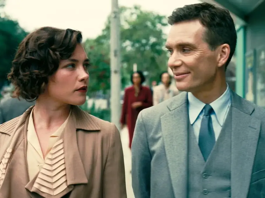 《奧本海默》席尼墨菲 Cillian Murphy 坦言和佛蘿倫絲普伊拍床戲尷尬到爆！直言：「我不喜歡這樣做！」