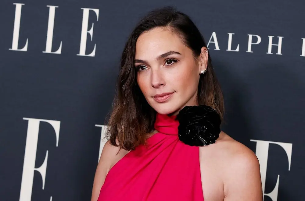 蓋兒加朵 Gal Gadot 爆紅後首破例為《白雪公主》壞皇后參加試鏡，自爆為一首歌準備一個月！