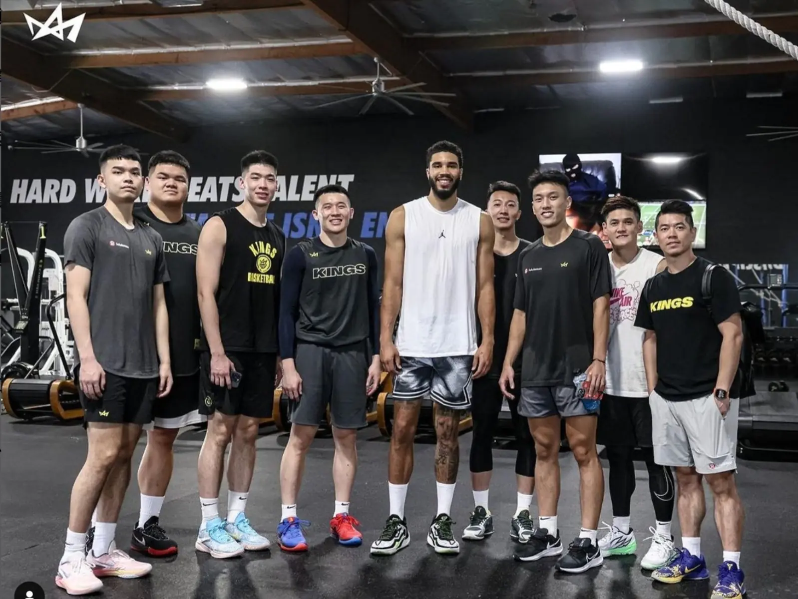 PLG／新北國王美國移地訓練，巧遇 NBA 塞爾提克球星 Jayson Tatum！