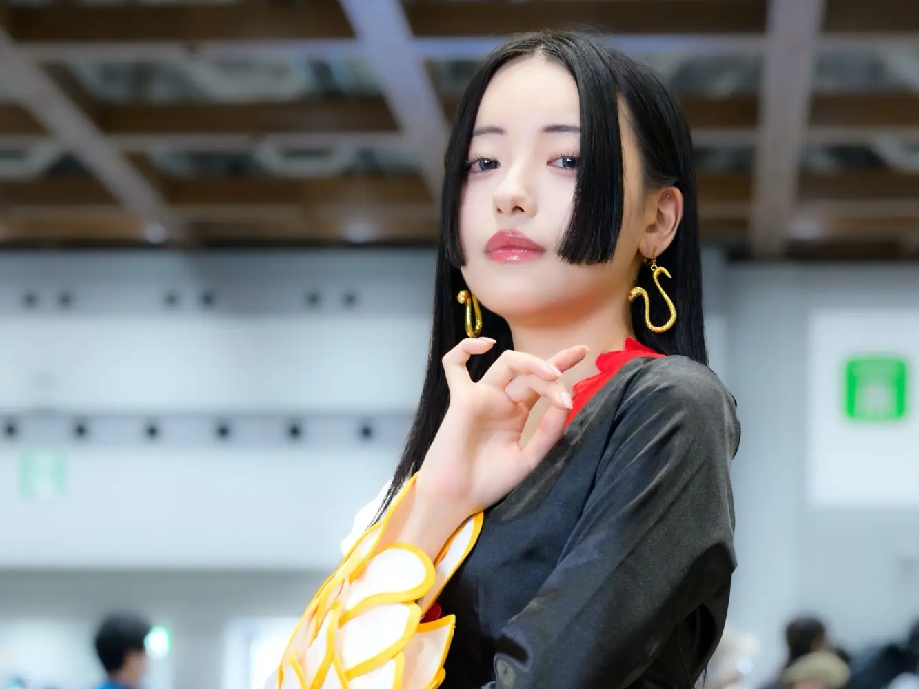 日本櫻花妹夏帆 Cosplay《航海王》蛇姬，美到讓粉絲秒石化！【野生抓正妹】