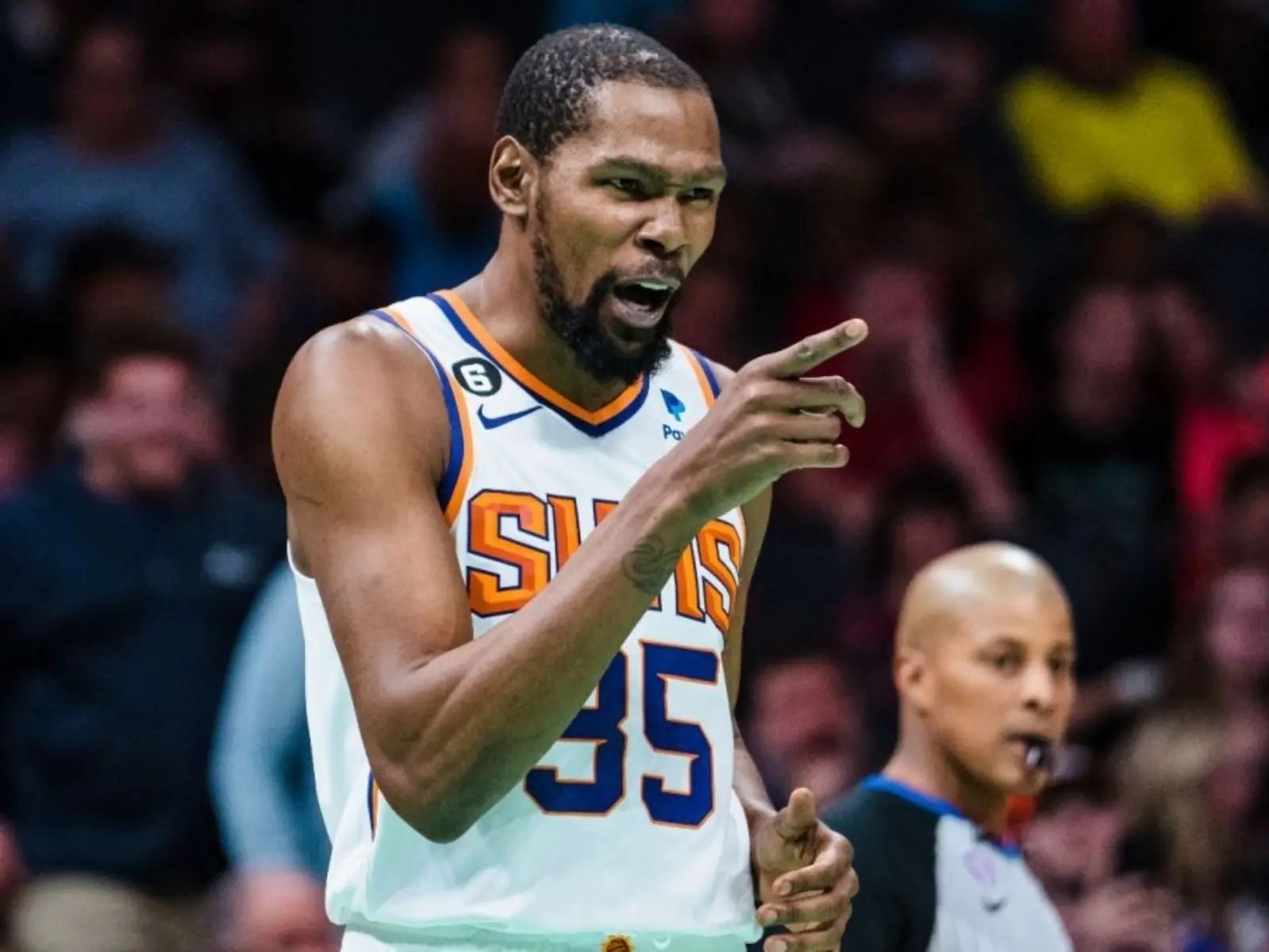 美國田徑名將 Noah Lyles 不認同「NBA 冠軍等於世界冠軍」說法，遭 KD、Booker 等人怒噴回擊！