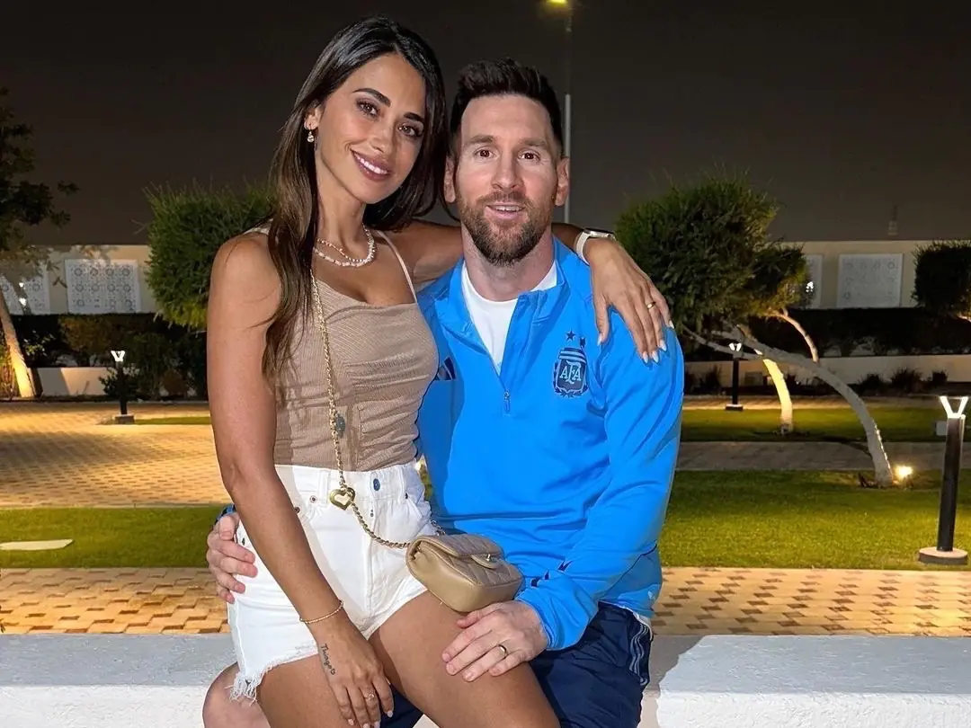 梅西老婆 Antonella Roccuzzo 家世、身材引熱議！3 大魅力解析，果然是球王背後的最辣後盾！