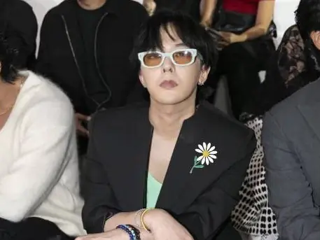 GD 上腳全新 PEACEMINUSONE x Nike 聯名潮鞋，權志龍又出來搞事！