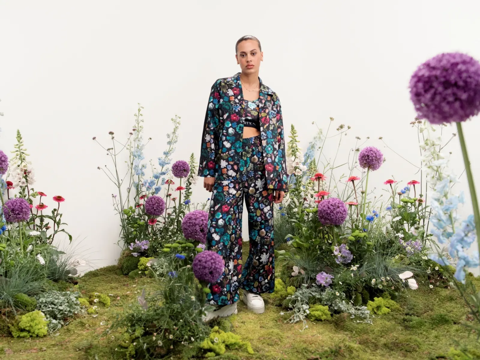 時尚漫步元宇宙花園！PUMA x Liberty 秋冬聯名系列，花卉印花打造自信穿搭
