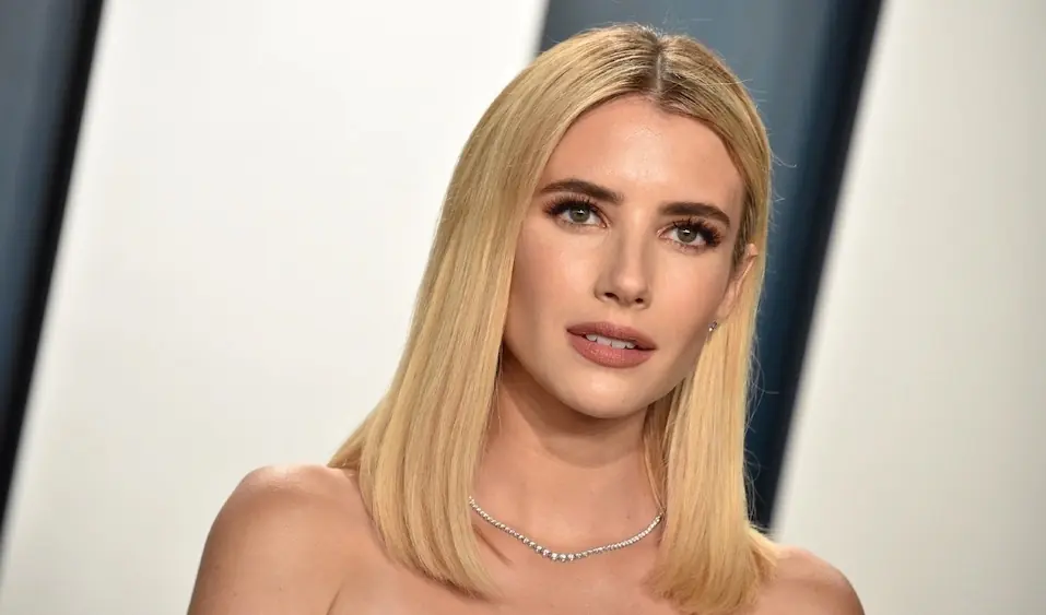 《美國恐怖故事》艾瑪羅勃茲 Emma Roberts 被控職場霸凌！同劇演員曝「她就像愛耍手段的女王蜂」