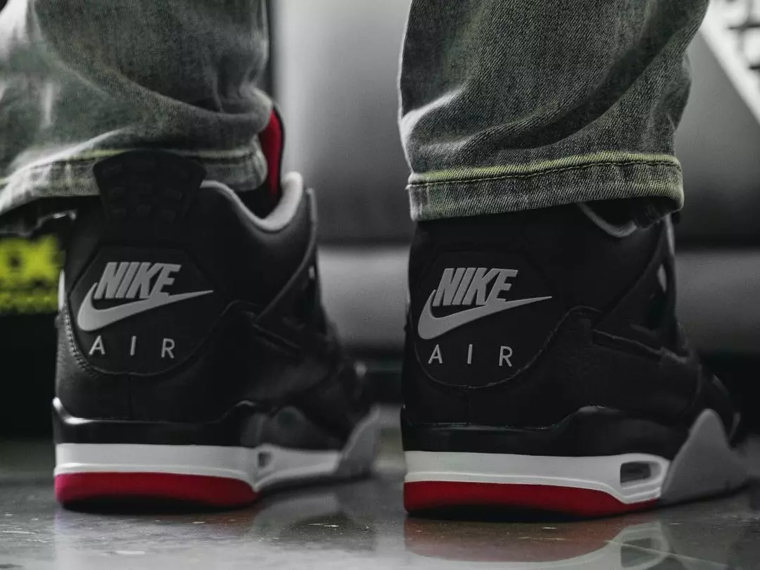 Air Jordan 4 