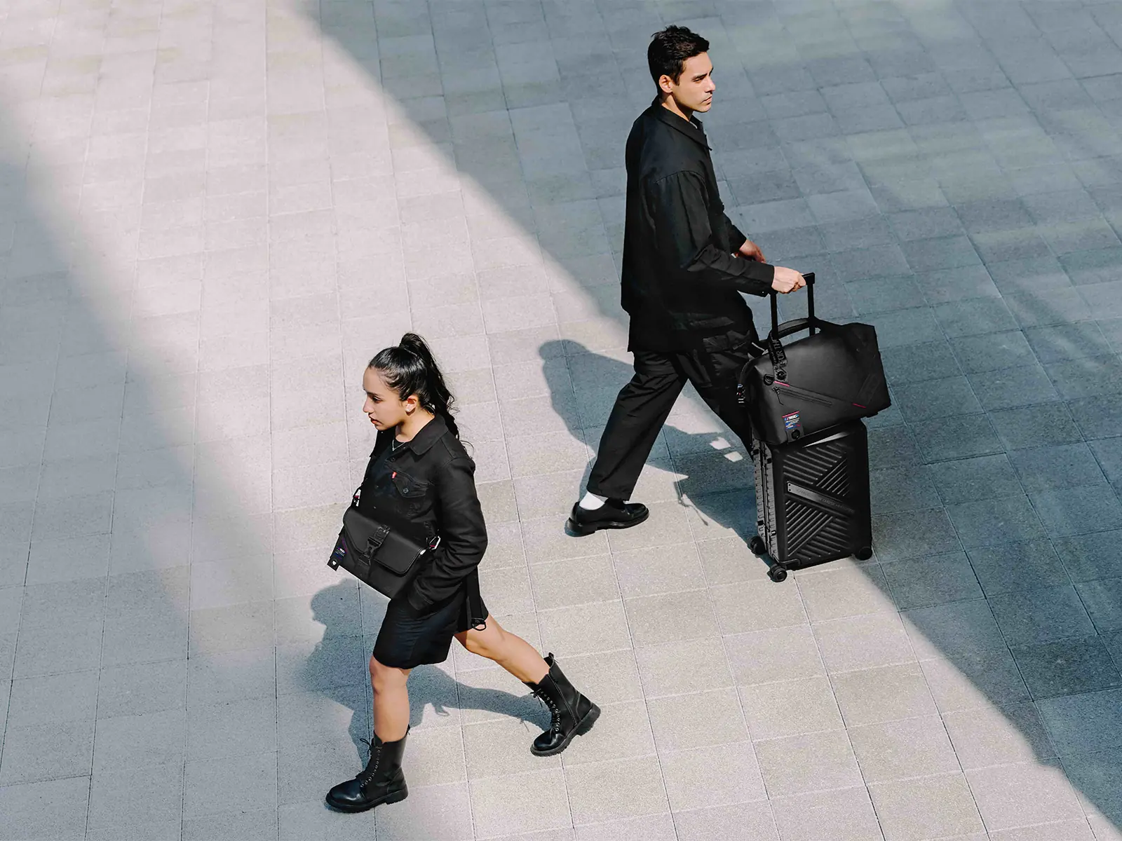 潮流隨行！ROG SLASH 登機箱、旅行袋夢幻登場