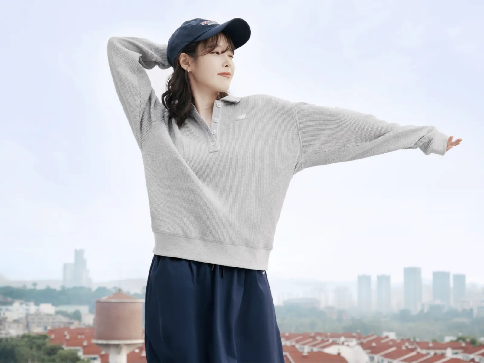 New Balance釋出全新秋季服飾與鞋款新色 亞太區形象大使IU率性演繹戶外踏青穿搭指南