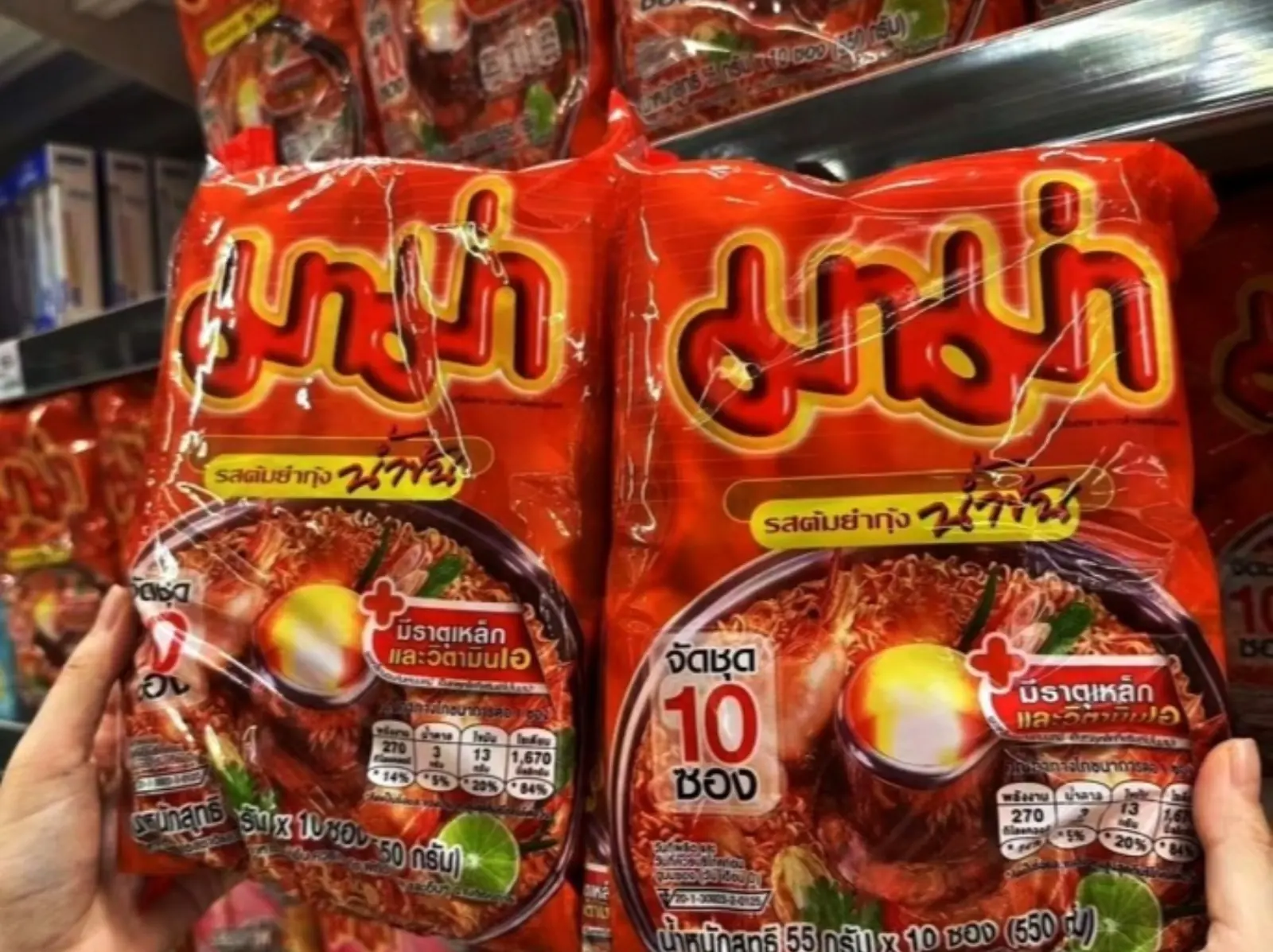 2024 10 大泰國必買零食推薦：座山牌米餅、KUNNA 椰子脆片⋯逛 Big C、7-11 這些都要掃貨！