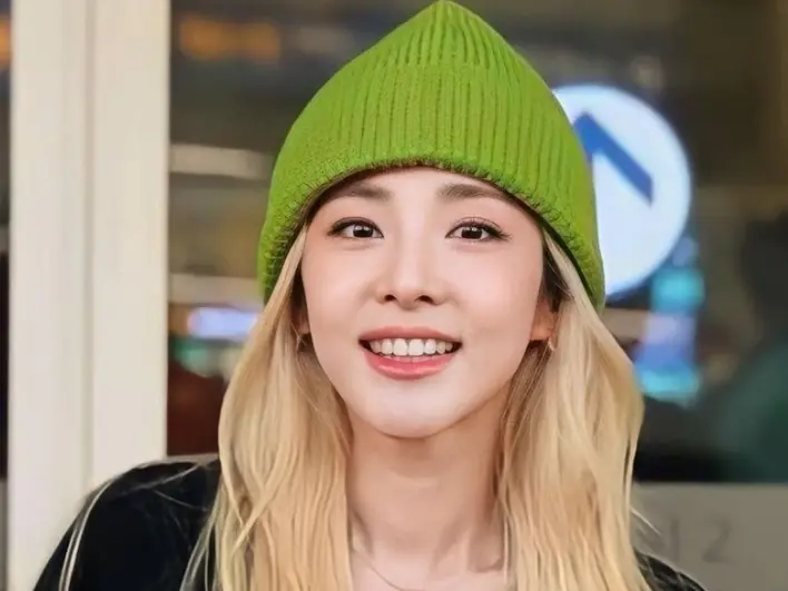 YG 官宣 2NE1 將回歸！回顧 Dara 自爆後悔加入團體，坦言：「面臨不少批評，真的想回家！」