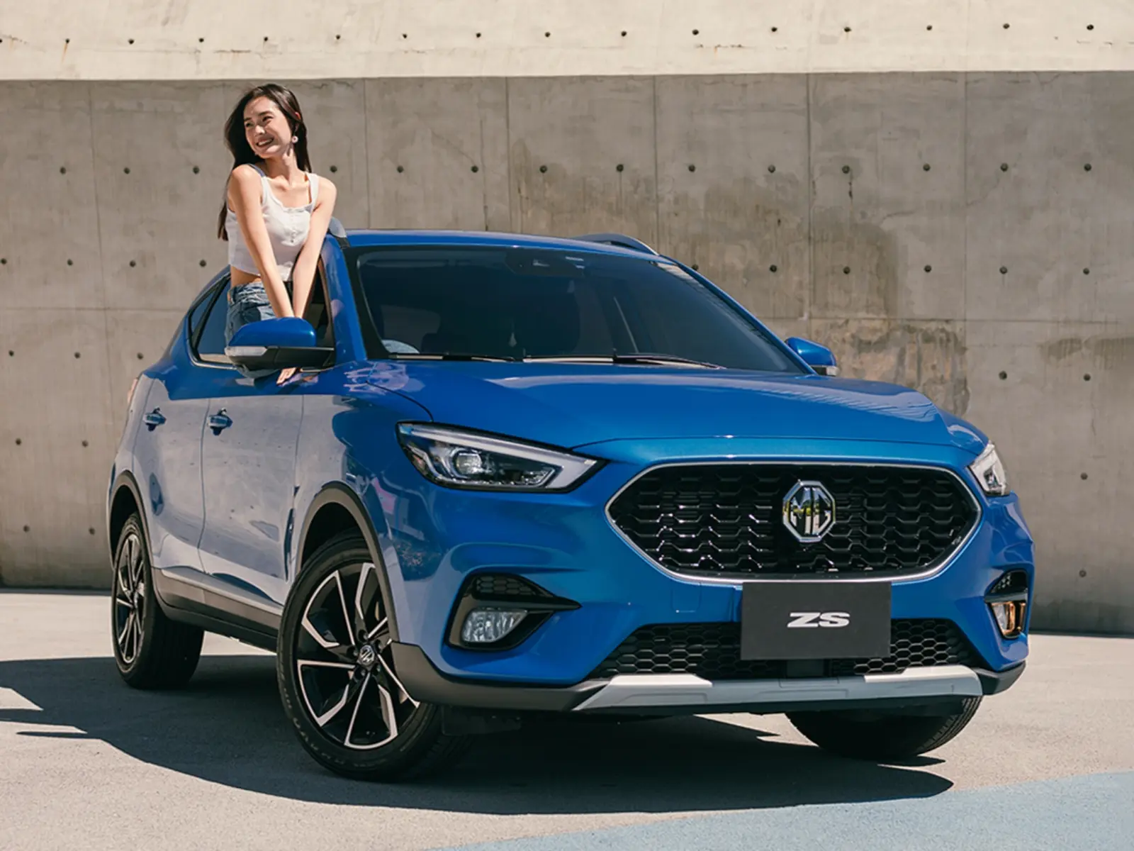 潮玩新單品 MG ZS 越級登場：新潮外型ｘ質感內裝ｘ跨級配備，絕對是潮玩購車的第一選擇！