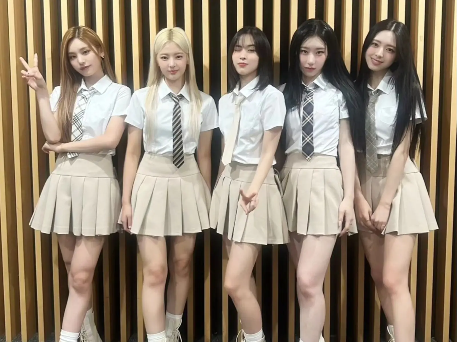 解碼 ITZY 5 件事：高強度舞蹈身體出狀況、甫出道即稱霸「三冠王」！