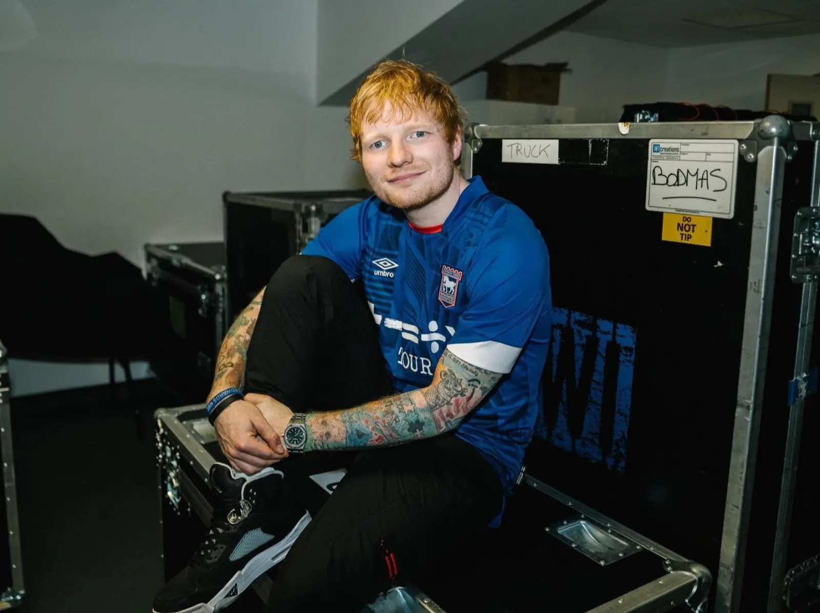 解碼紅髮艾德 Ed Sheeran 的成名之路：自曝以前唱歌超難聽、曾露宿白金漢宮！