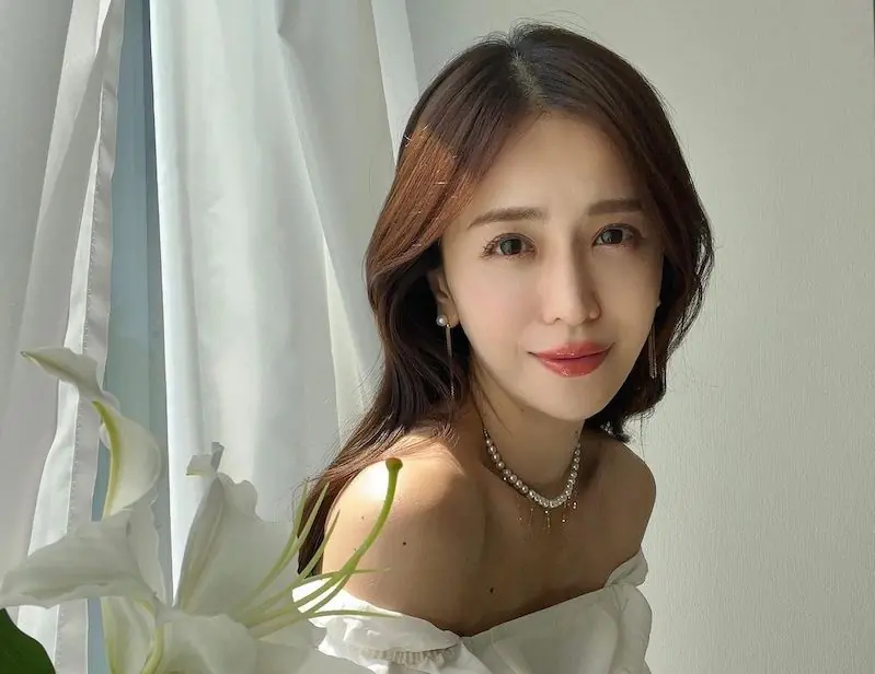 日本「奇蹟人妻」丸山悠美 39 歲凍齡外表超仙氣！體脂 14%、結實腹肌太驚人！【野生抓正妹】