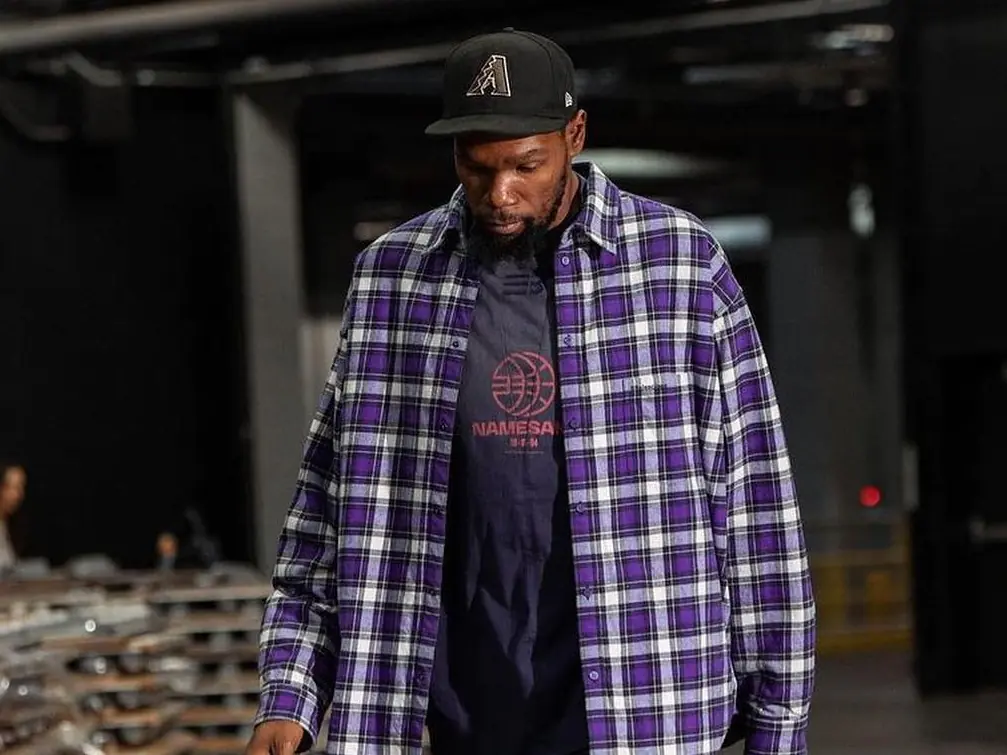 NBA 球星 Kevin Durant 親身帶貨 NAMESAKE，「真・台灣之光」無誤！