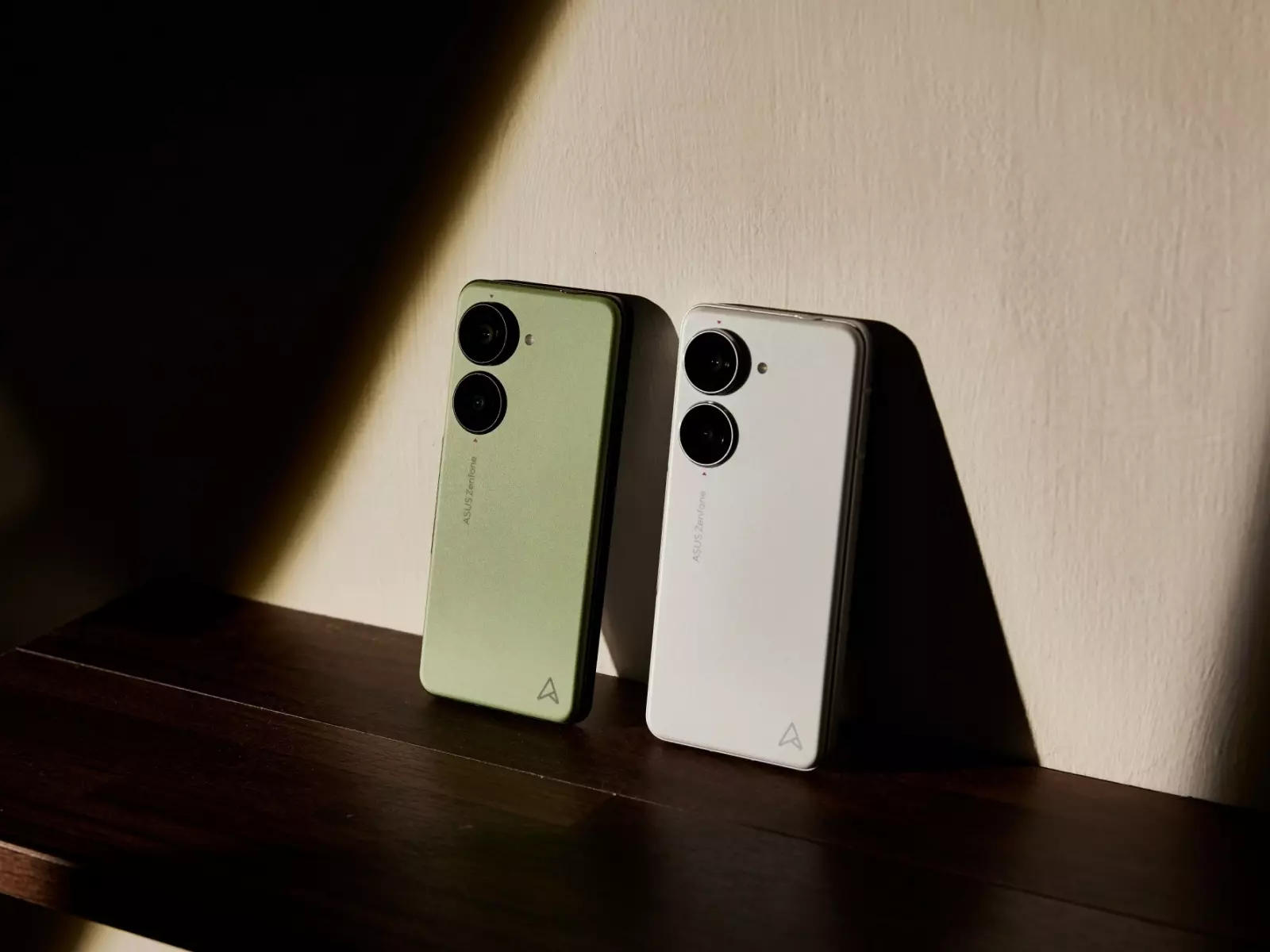 Zenfone 10走進「無光晚餐」夜拍精彩所見