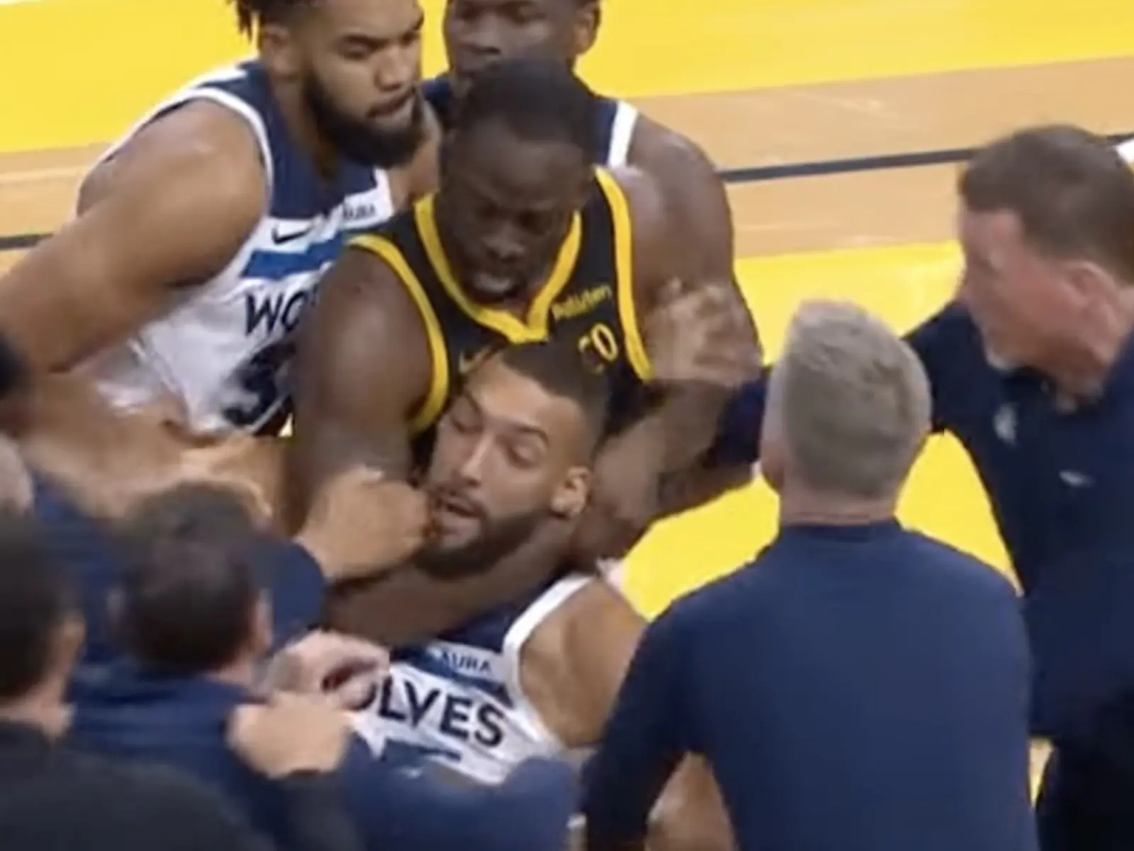 NBA／Draymond Green 近 10 場「被驅逐」比賽 Curry 竟剛好休戰 7 次！