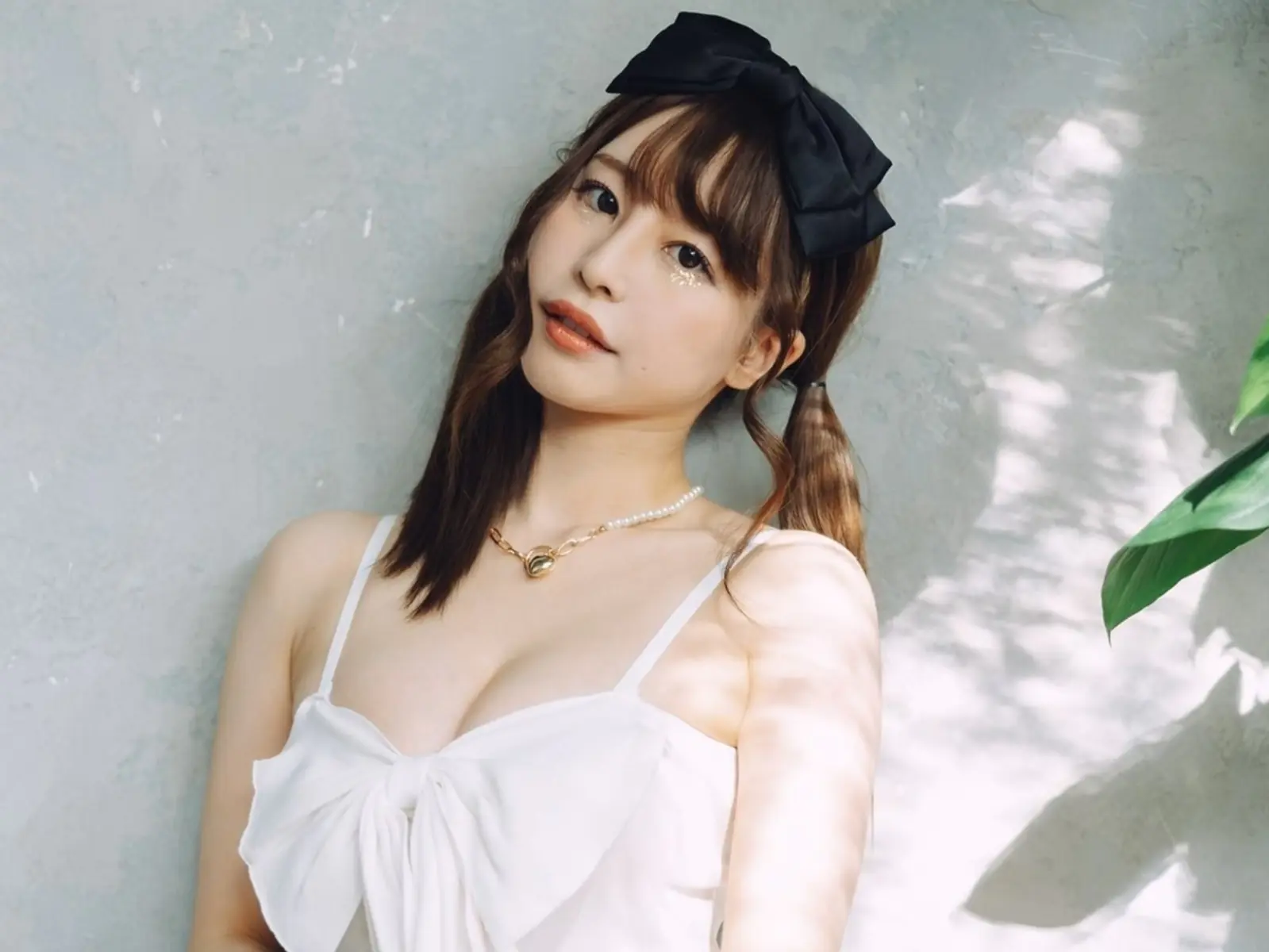 頂流退役女優彩美旬果（あやみ旬果）人氣持續炸裂！驚喜預告 2024 年即將來台舉行活動！【老司J開車】