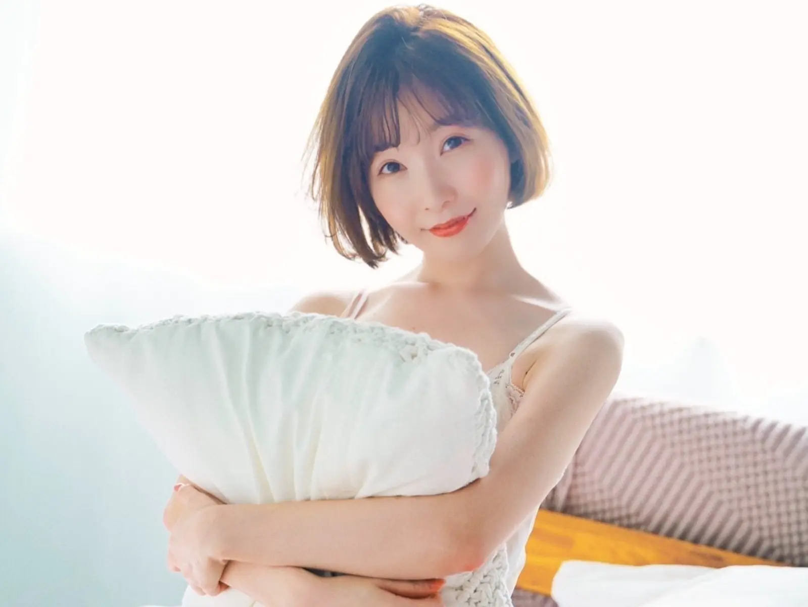 頂尖模特兒等級女優上戶真理（上戸まり）宣布更換事務所！改名小春真理（小春まり）重新再出發！【老司J開車】
