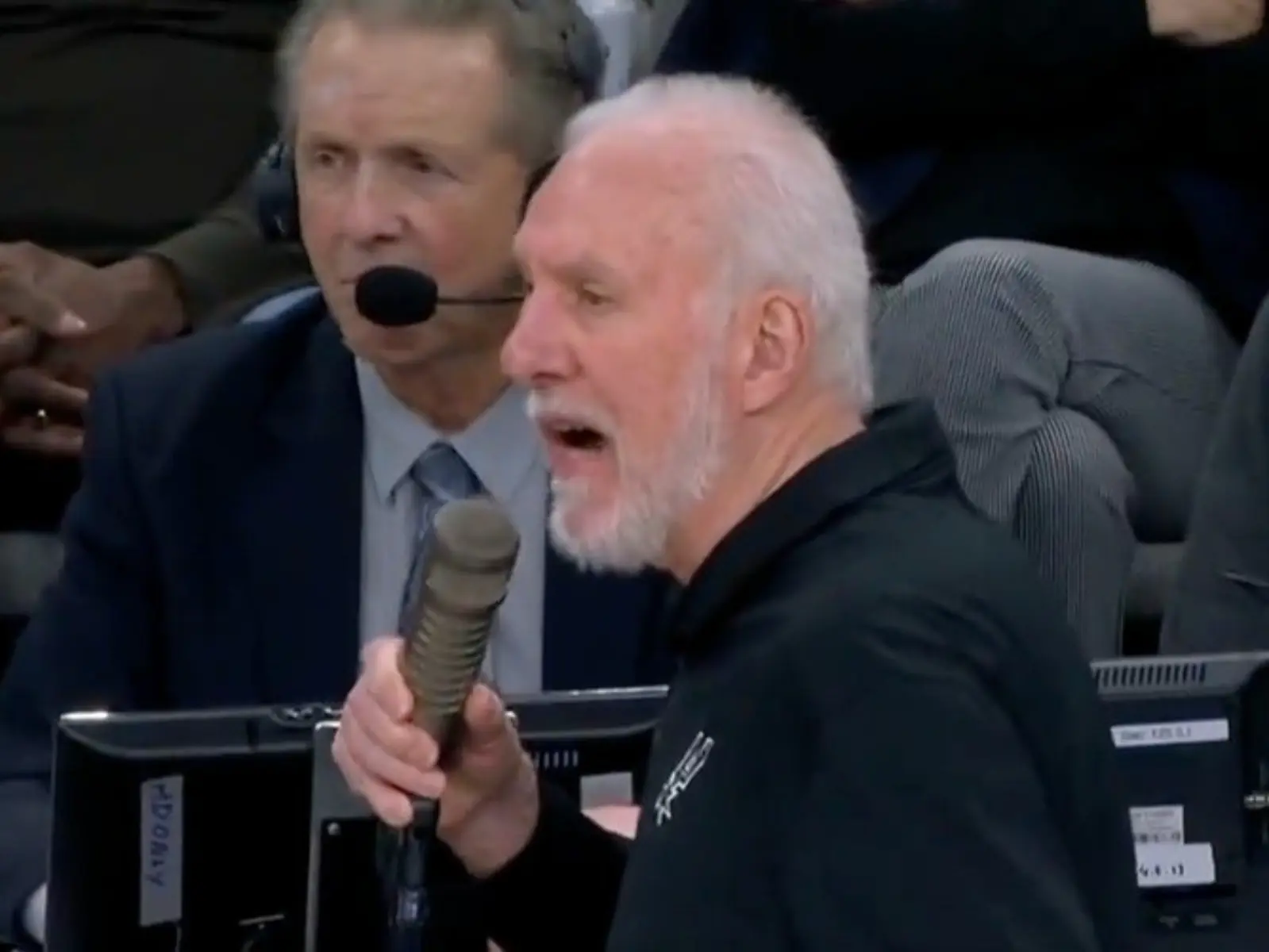 NBA／Kawhi Leonard 被馬刺主場球迷狂噓，Gregg Popovich 教練出面制止！